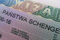 Польша за год выдала украинцам почти 850 тыс. виз