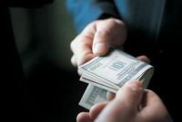 В Запорожье при получении взятки поймали двух должностных лиц