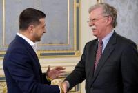 Болтон в Киеве обсудил встречу Трампа с Зеленским