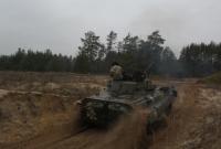 Оккупанты семь раз нарушили "тишину", один боец ранен