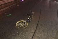 В Киеве водитель насмерть сбил двух велосипедистов