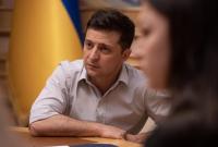 Зеленский отреагировал на обстрел санитарного автомобиля в Водяном