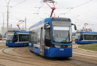 В Киеве приостановили движение скоростного травмая
