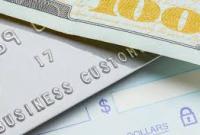 В НАПК назвали сроки для уведомления о валютных счетах за рубежом