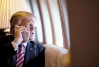 AP: Зеленский почувствовал давление Трампа еще перед вступлением в должность