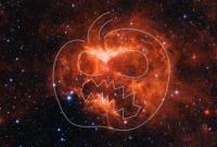 В NASA сфотографировали туманность похожую на светильник из тыквы