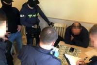 В Днепре мошенники вымогали деньги у предпринимателей, представляясь сотрудниками СБУ